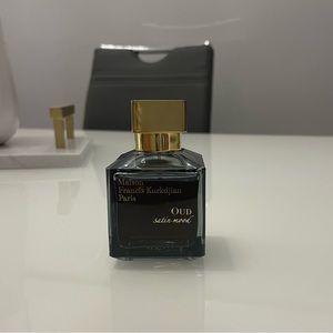 Maison Kurkdjian Paris Qud Satin mood eau de parfum.